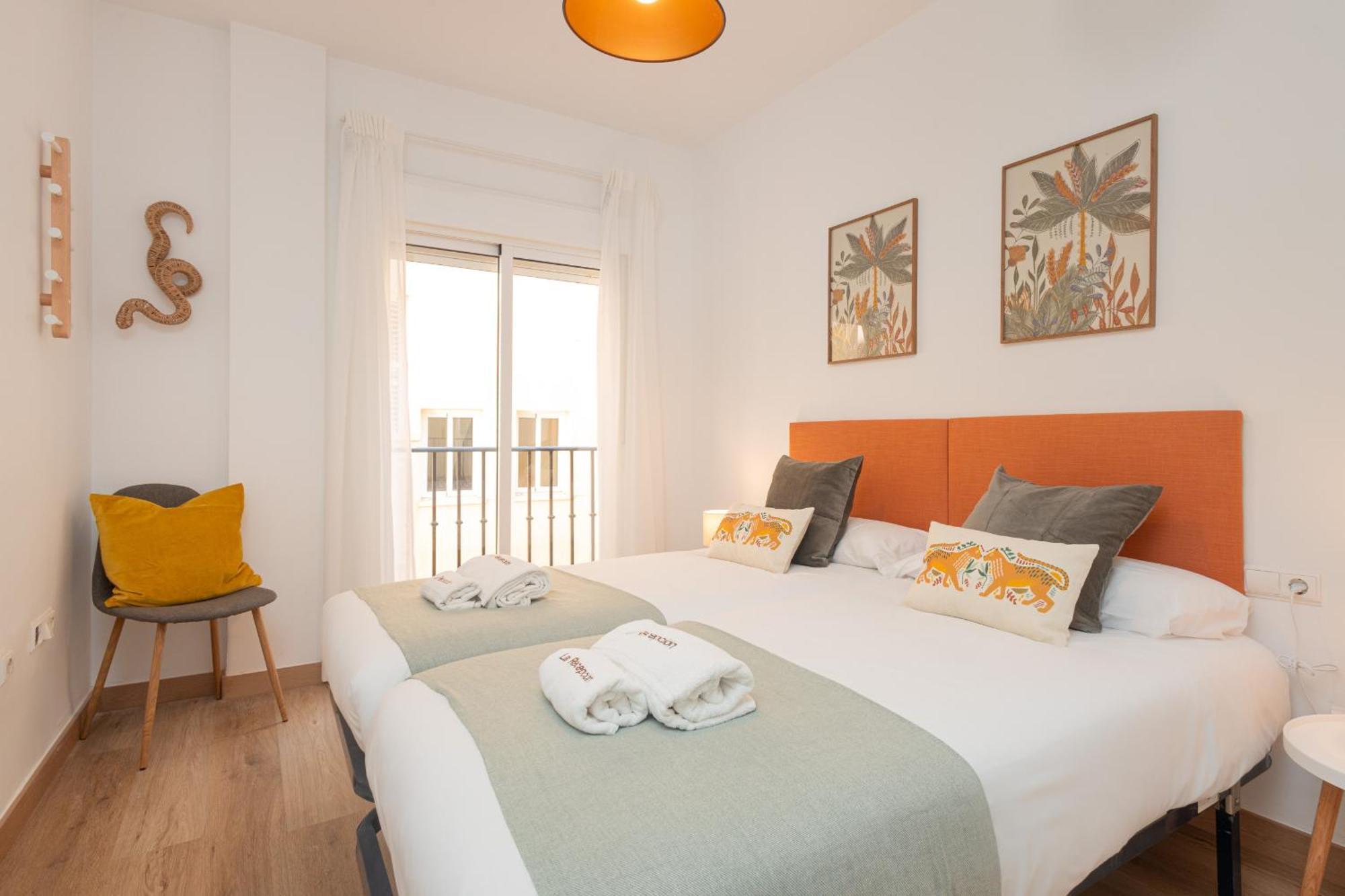 Ferienwohnung C21 Trendy 2 Bdr & Parking Downtown Málaga Exterior foto